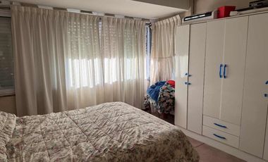 VENTA GALPON CON DEPARTAMENTOS  LANUS OESTE