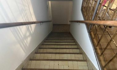 VENTA GALPON CON DEPARTAMENTOS  LANUS OESTE