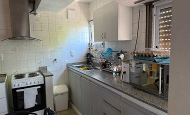 VENTA GALPON CON DEPARTAMENTOS  LANUS OESTE