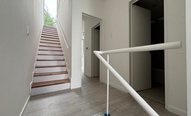 Duplex Minimalistas de categoría a estrenar. Florida.