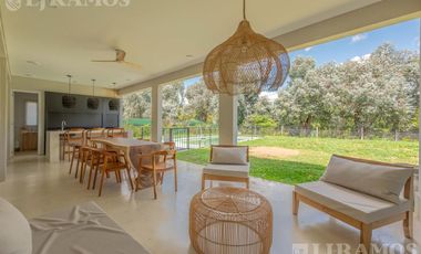 Venta - Casa en Pilará - Tilbury - 5 dormitorios - Con Finaciación