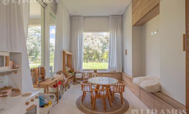 Venta - Casa en Pilará - Tilbury - 5 dormitorios - Con Finaciación