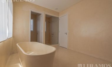 Venta - Casa en Pilará - Tilbury - 5 dormitorios - Con Finaciación