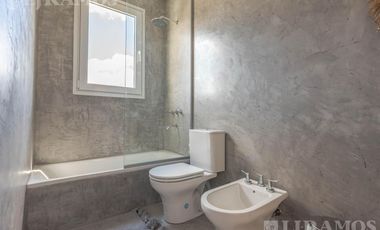 Venta - Casa en Pilará - Tilbury - 5 dormitorios - Con Finaciación