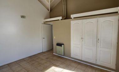 EL BALCÓN DE VALLE ESCONDIDO -CASA 3 DORMITORIOS FRENTE A ESPACIO VERDE