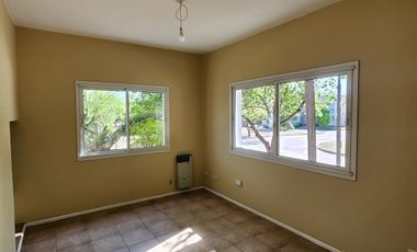 EL BALCÓN DE VALLE ESCONDIDO -CASA 3 DORMITORIOS FRENTE A ESPACIO VERDE