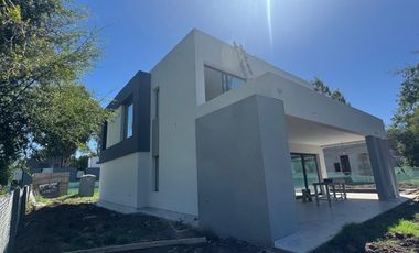 CASA EN VENTA EN SAN JUAN CHICO