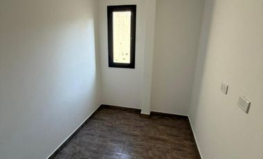 Departamento en  Alquiler de 3 ambientes con patio