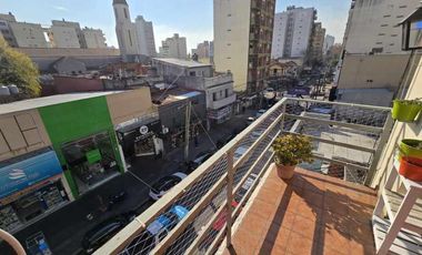 OPORTUNIDAD Depto 3 ambientes al frente. Lanus