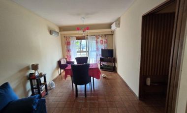 OPORTUNIDAD Depto 3 ambientes al frente. Lanus