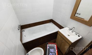 Casa en  venta. 3 Dormitorios + Patio + Cochera