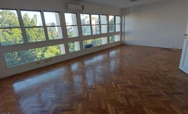 Edificio Konex - La mejor Oficina en Tribunales - 5 Ambientes - Cochera - Superficie 113m2