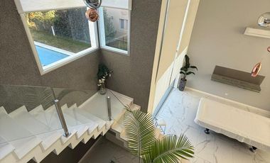 Casa 4 ambientes con pileta en alquiler semiamoblada - Fincas de Iraola II