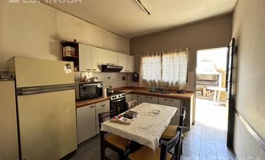 Dos casas en venta, en bloque - Haedo Norte