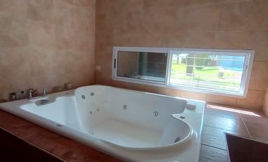 Casa en Villa Amelia