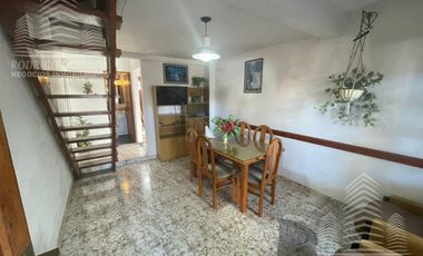 Triplex al frente excelente ubicacion| |todos los servicios| |san bernardo|