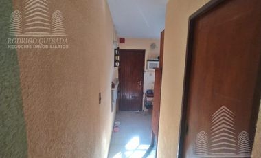 Duplex en zona de Mar de Ajo,a metros de Av. Tucuman,muy cómodo,amplio y confortable!!