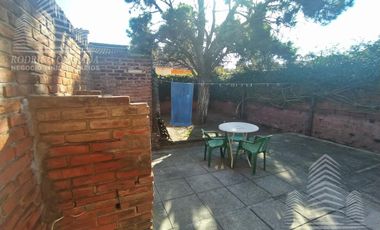 Duplex en zona de Mar de Ajo,a metros de Av. Tucuman,muy cómodo,amplio y confortable!!