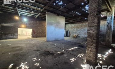 Venta / Permuta - Galpón - barrio La Tablada