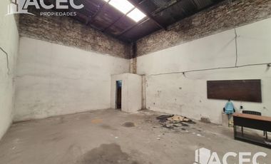 Venta / Permuta - Galpón - barrio La Tablada