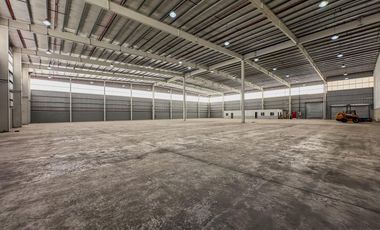 ALQUILER - NAVE INDUSTRIAL 3100m2 - CENTRO MULTICLIENTE - GARIN