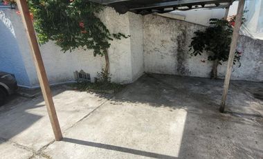 Departamento amplio con cochera excelente ubicación!!