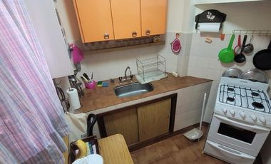 Departamento amplio con cochera excelente ubicación!!