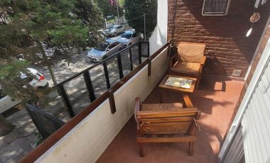 Departamento amplio con cochera excelente ubicación!!
