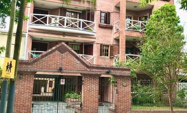 DEPARTAMENTO 2 AMB C/ COCHERA EXCELENTE UBICACION