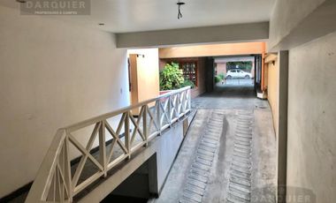 DEPARTAMENTO 2 AMB C/ COCHERA EXCELENTE UBICACION