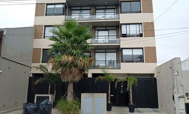 Departamento en Remedios De Escalada