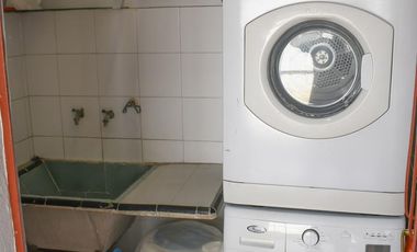 CASA 3 AMBIENTES CON COCHERA