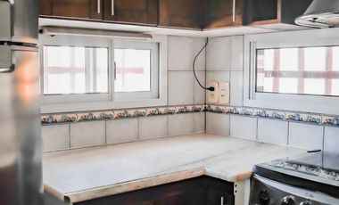 CASA 3 AMBIENTES CON COCHERA