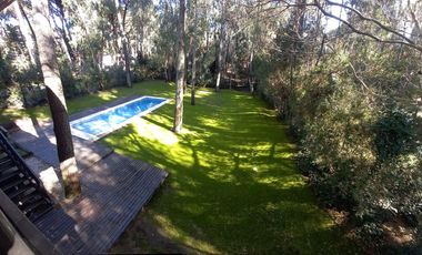 Cod 289  Alquiler y Venta USD 410.000.- Reinamora e/ Caoba y Cerezo