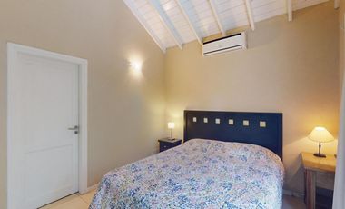 Cod 289  Alquiler y Venta USD 410.000.- Reinamora e/ Caoba y Cerezo