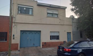 CASA MULTIFAMILIAR 200 MTS - 3 PH EN BLOCK - VILLA MARTELLI - VENDE
