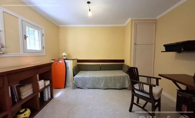 Casa con escritura en Barrio San Juan. Lote esquina verde. Hudson. Berazategui
