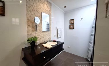 Casa con escritura en Barrio San Juan. Lote esquina verde. Hudson. Berazategui