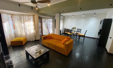 CASA AMERICANA IMPECABLE ESTADO