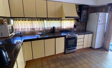 CASA AMERICANA IMPECABLE ESTADO