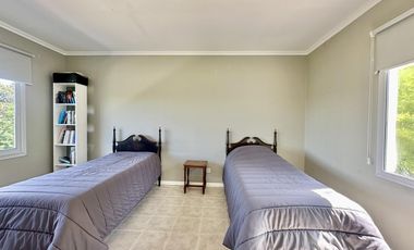 Chalet con pileta en Sierra de los Padres