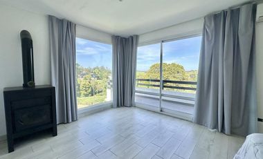 Chalet con pileta en Sierra de los Padres