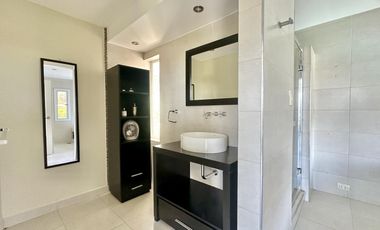 Chalet con pileta en Sierra de los Padres