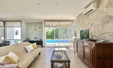 Chalet con pileta en Sierra de los Padres