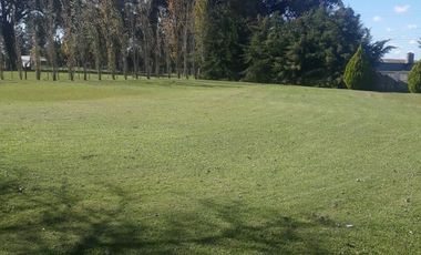 Casa de campo a terminar con quincho/depto con amplia pileta