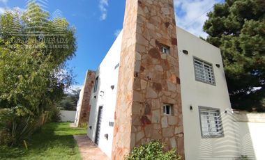 Excelente Duplex en zona El Pinar- La Lucila de Mar!!