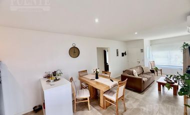 Casa en Laguna Azul II a Metros del Ingreso