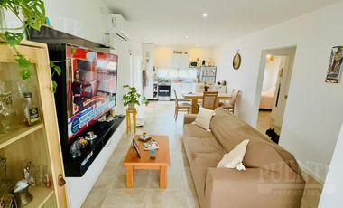 Casa en Laguna Azul II a Metros del Ingreso
