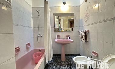 Galpón + oficinas + casa