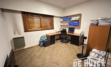 Galpón + oficinas + casa